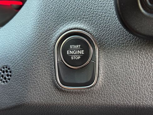 Used 2024 Mercedes-Benz Sprinter 2500 image 22