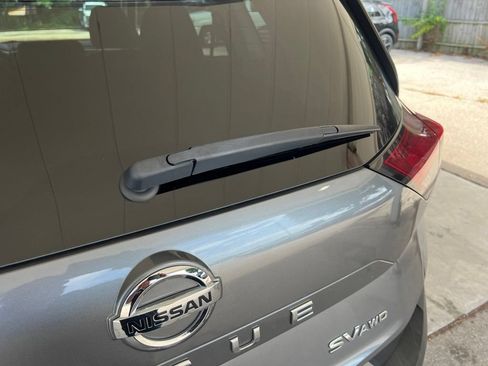 Used 2021 Nissan Rogue SV AWD/4WD image 33