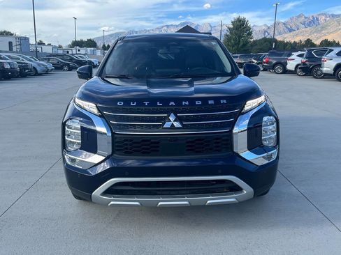 Used 2022 Mitsubishi Outlander SE image 8
