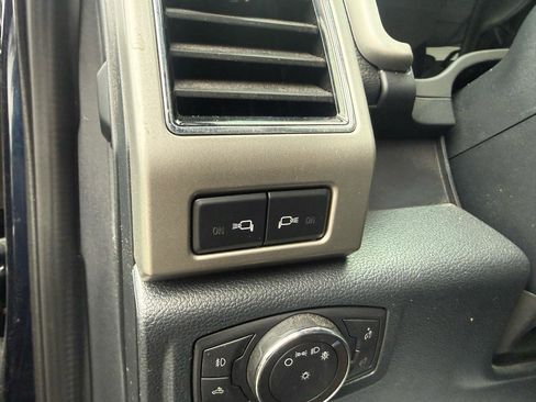 Used 2022 Ford F250 Lariat w/ Tremor Off-Road Package image 33