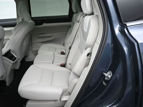 New 2025 Volvo EX90 Plus w/ Protection Package Premier image 14