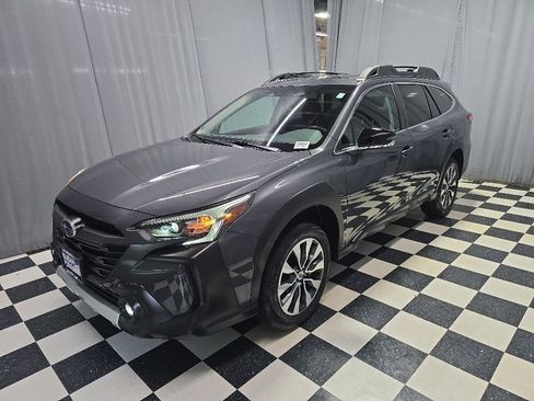 Certified 2024 Subaru Outback Limited AWD/4WD image 1