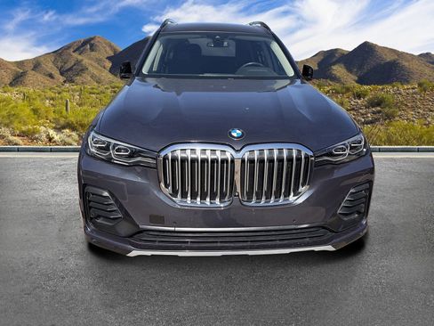 Used 2021 BMW X7 xDrive40i w/ Parking Assistance Package AWD/4WD image 3