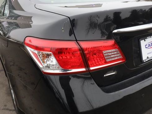 Used 2011 Lexus ES 350 image 18