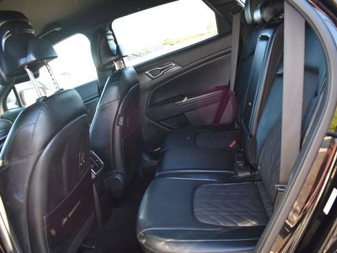 Used 2023 Kia Sportage X-Line AWD/4WD image 17