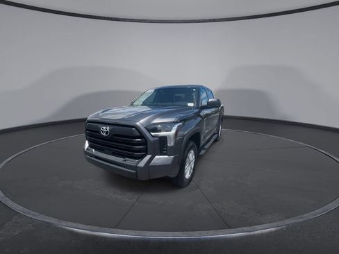 Used 2024 Toyota Tundra SR5 AWD/4WD image 4