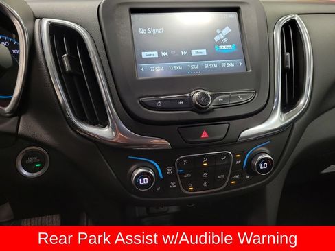 Used 2018 Chevrolet Equinox LT FWD image 15
