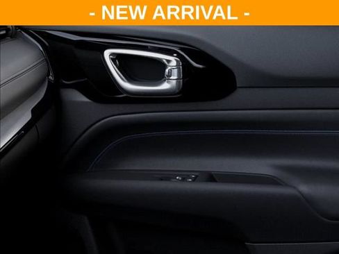 Used 2026 Jeep Compass Limited w/ Sun, Sound & Navigation Group AWD/4WD image 25