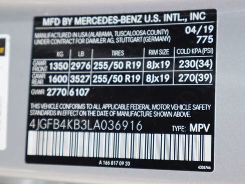 Used 2020 Mercedes-Benz GLE 350 4MATIC w/ Premium Package image 51
