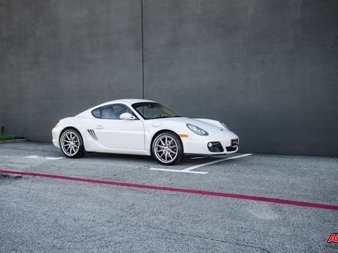 Used 2011 Porsche Cayman image 49
