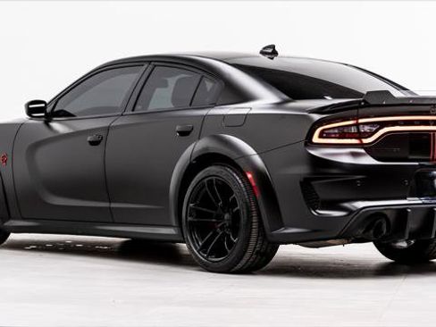 Used 2022 Dodge Charger SRT Hellcat RWD image 11