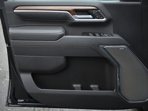 New 2026 Chevrolet Silverado 1500 High Country w/ Midnight Edition AWD/4WD image 27