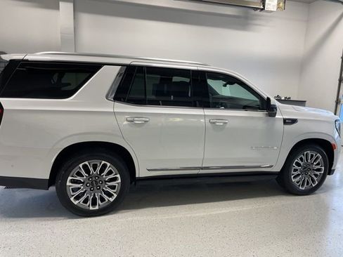 Used 2024 GMC Yukon Denali Ultimate image 12