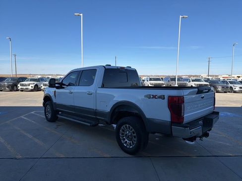 Used 2022 Ford F250 Lariat w/ Chrome Package image 5