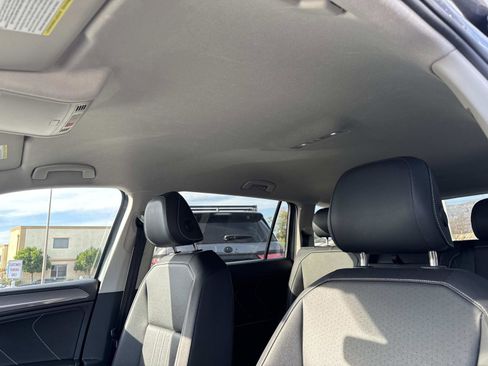 Certified 2023 Volkswagen Tiguan SE image 17