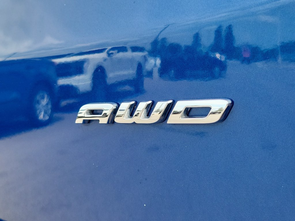 Used 2024 Ford Edge SEL w/ Convenience Package AWD/4WD image 6