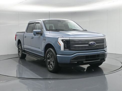 Used 2023 Ford F150 Lightning Lariat w/ Equipment Group 511A High image 68