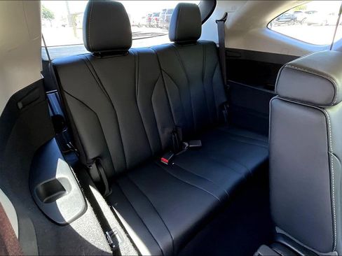 Used 2024 Acura MDX FWD w/ Technology Package image 39