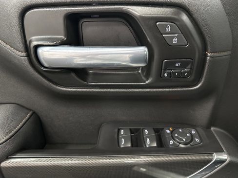 Used 2021 GMC Sierra 1500 AT4 image 18