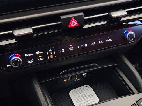 New 2026 Kia Sportage SX Prestige AWD/4WD image 17