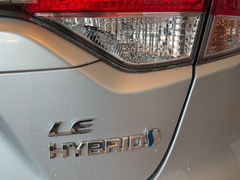 Certified 2024 Toyota Corolla LE FWD image 37