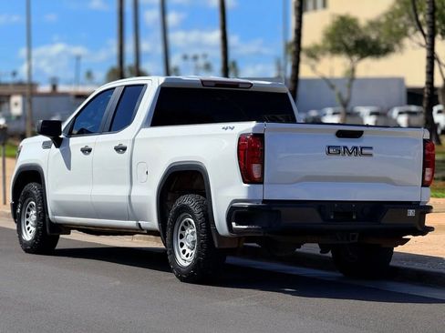 Used 2019 GMC Sierra 1500 4x4 Double Cab w/ Convenience Package image 3