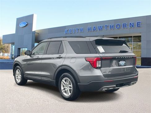 New 2026 Ford Explorer Active w/ Active Comfort Package image 4