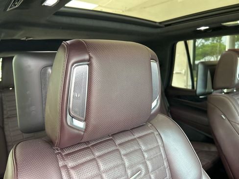 Used 2024 Cadillac Escalade V AWD/4WD image 30