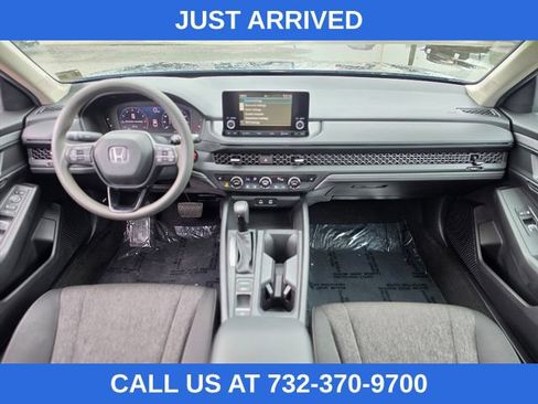 Used 2025 Honda Accord SE image 30