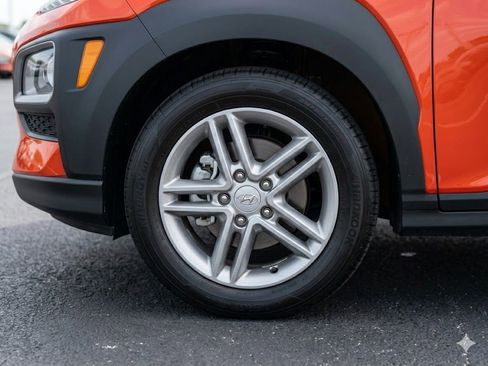 Used 2020 Hyundai Kona SEL image 3