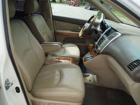 Used 2006 Lexus RX 330 AWD image 24