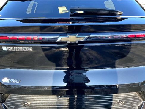Used 2025 Chevrolet Equinox EV LT image 33