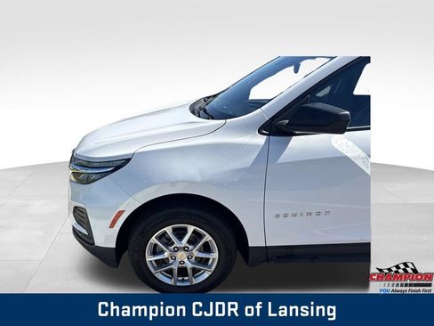 Used 2023 Chevrolet Equinox LS AWD/4WD image 26
