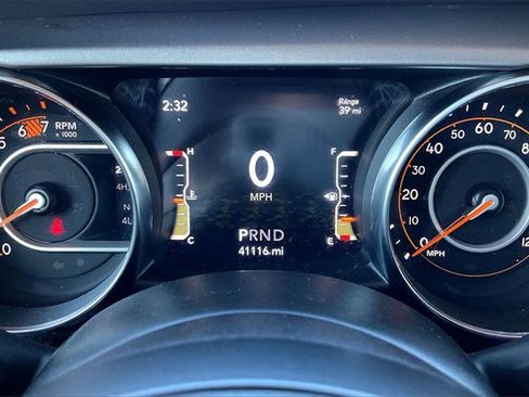 Used 2021 Jeep Wrangler Unlimited Freedom Edition image 21