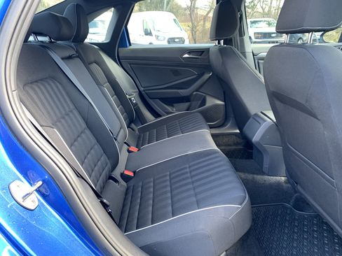 Used 2023 Volkswagen Jetta Sport image 21