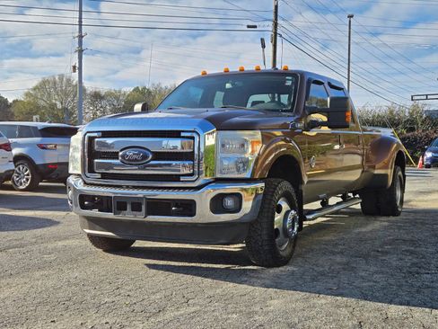Used 2012 Ford F350 Lariat AWD/4WD image 2
