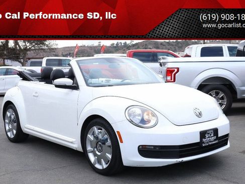 Used 2013 Volkswagen Beetle 2.5 image 1
