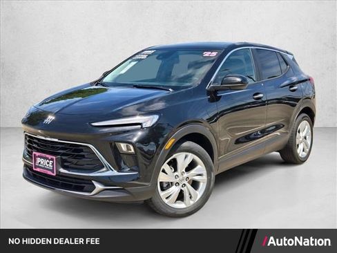Used 2025 Buick Encore GX Preferred FWD image 1