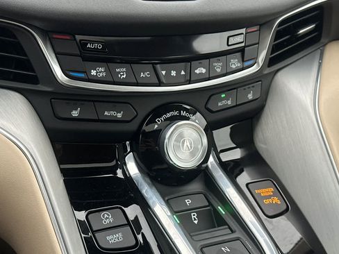 New 2025 Acura TLX w/ Technology Package image 17