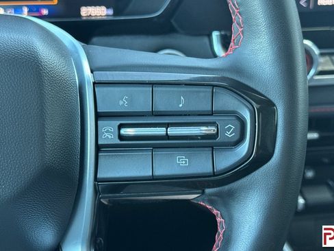 Certified 2024 Chevrolet Colorado Z71 w/ Z71 Convenience Package 2 AWD/4WD image 26