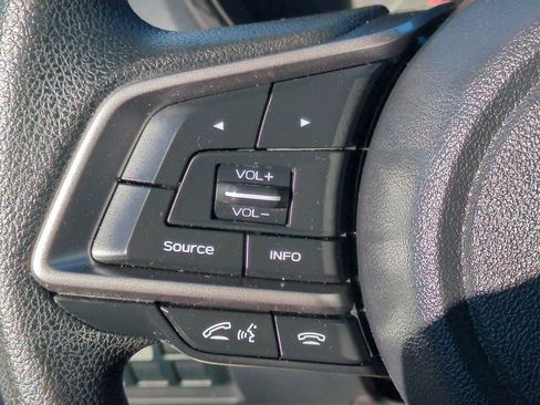 Used 2021 Subaru Crosstrek 2.0i image 14