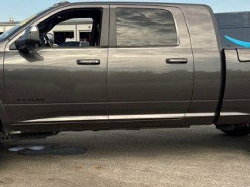 Used 2019 RAM 2500 Laramie w/ Night Edition AWD/4WD image 1