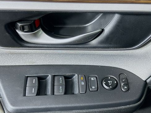 Used 2019 Honda CR-V EX image 15