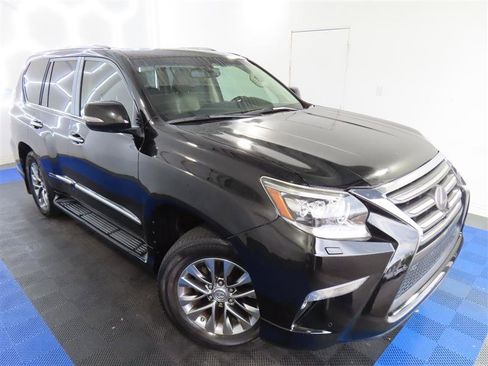 Used 2018 Lexus GX 460 Luxury image 5