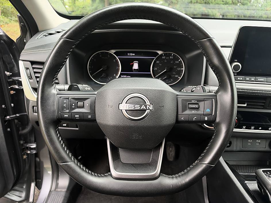 Used 2025 Nissan Rogue SV AWD/4WD image 13