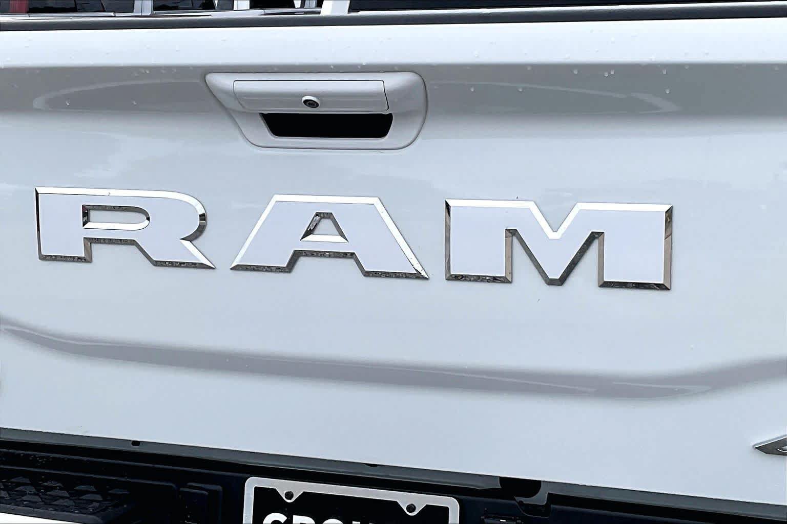 Used 2025 RAM 2500 Limited AWD/4WD image 27