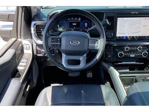 Used 2025 Ford F350 Lariat w/ Lariat Ultimate Package AWD/4WD image 5
