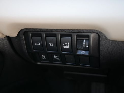 Used 2021 Subaru Ascent Touring AWD/4WD image 26