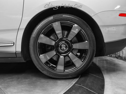 Used 2023 Rolls-Royce Cullinan image 57