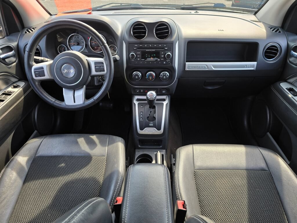 Used 2016 Jeep Compass Latitude AWD/4WD image 20